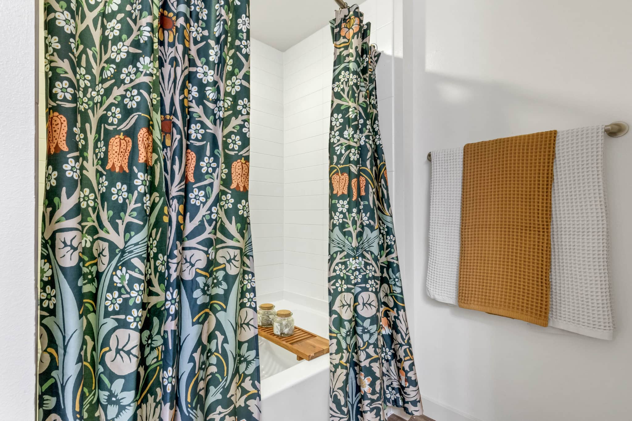 Cortland Alameda Station photo 12