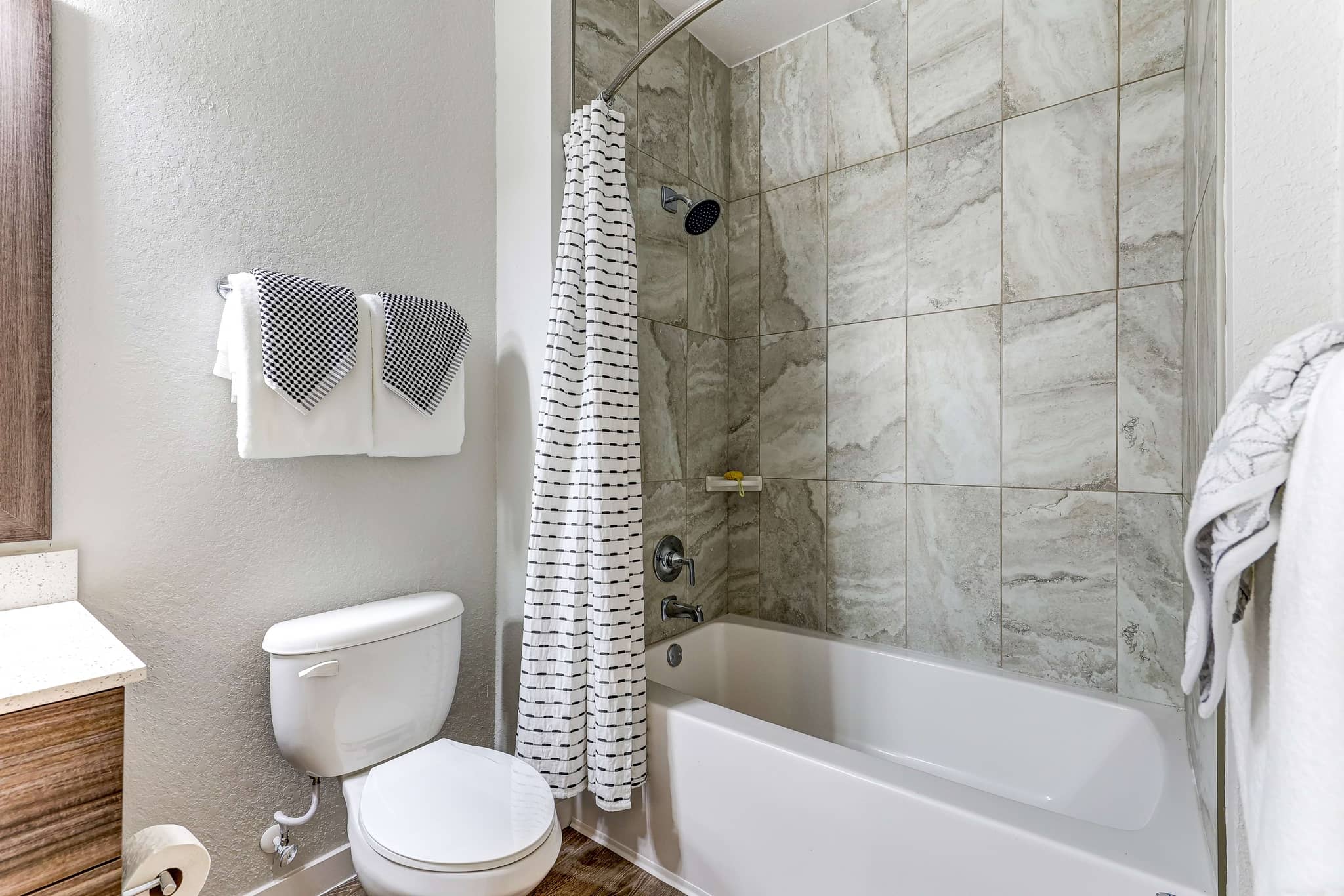 Cortland on Orange photo 15