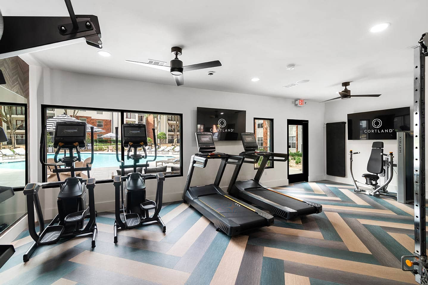 Huntington Glen photo 11