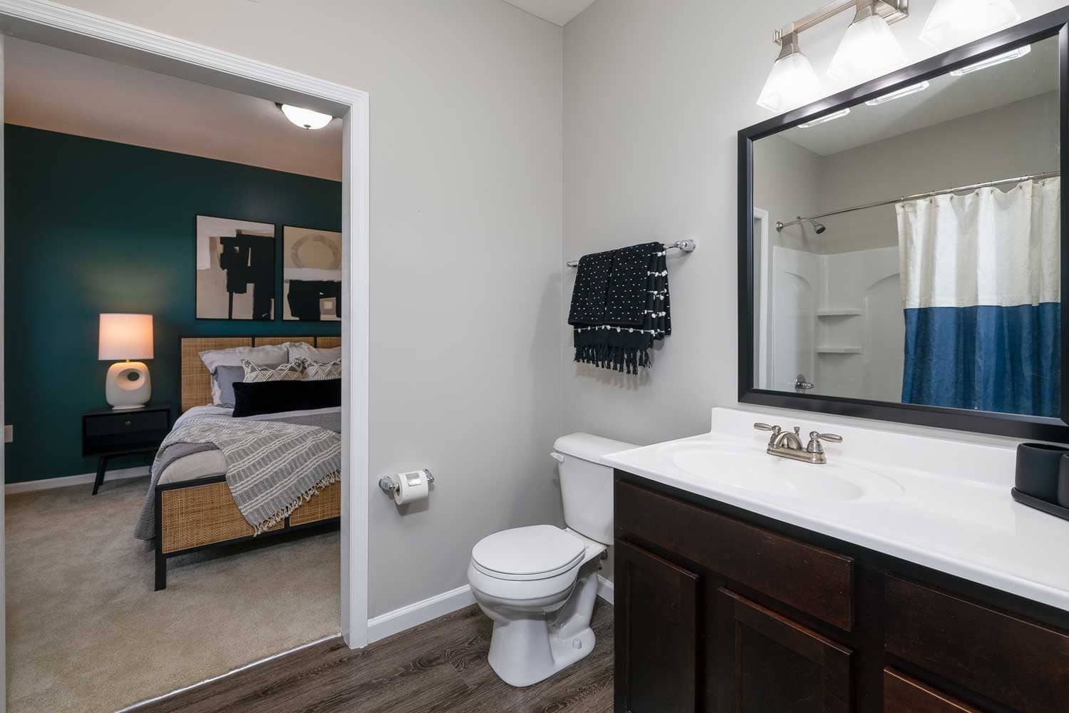 Cortland Sunbury photo 15