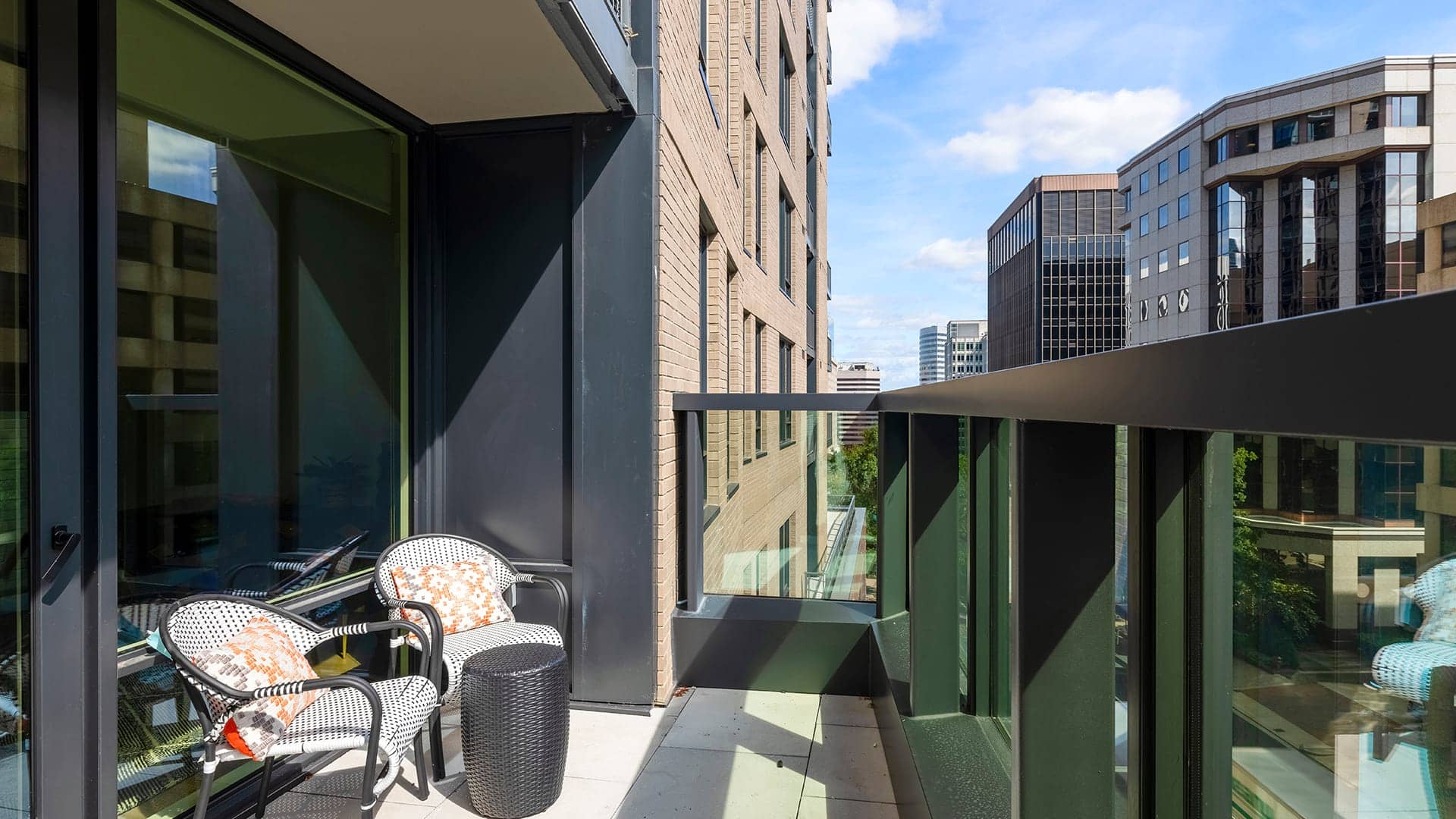 Cortland Rosslyn photo 30