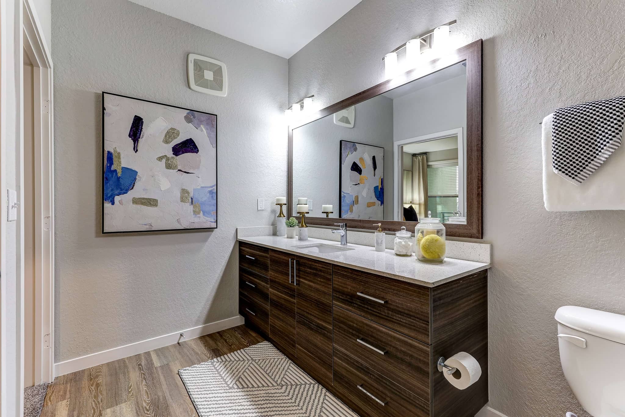 Cortland on Orange photo 13