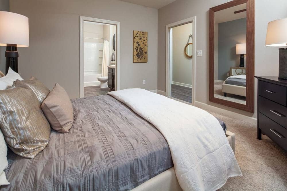 Cortland University City photo 3