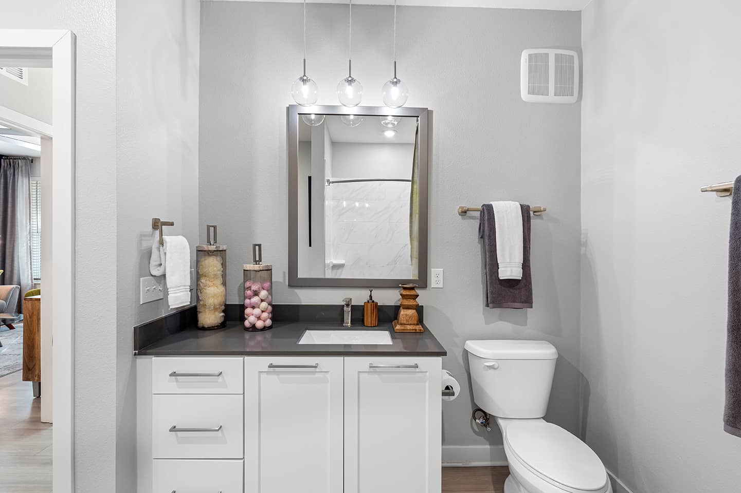 Cortland Nona photo 18