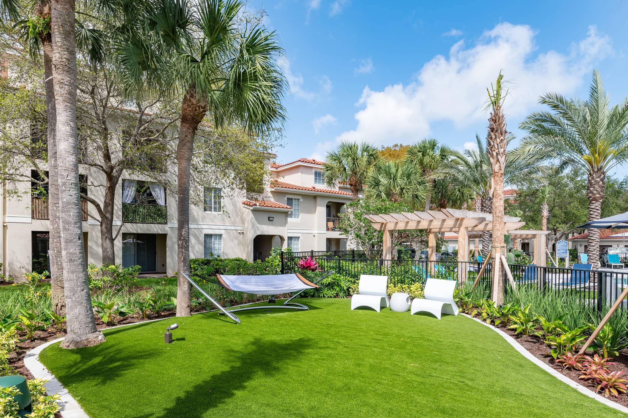 Cortland Portofino Place photo 48