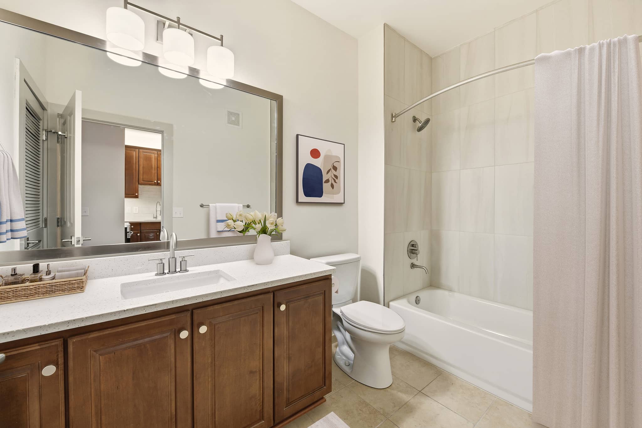 Cortland Alexandria photo 7