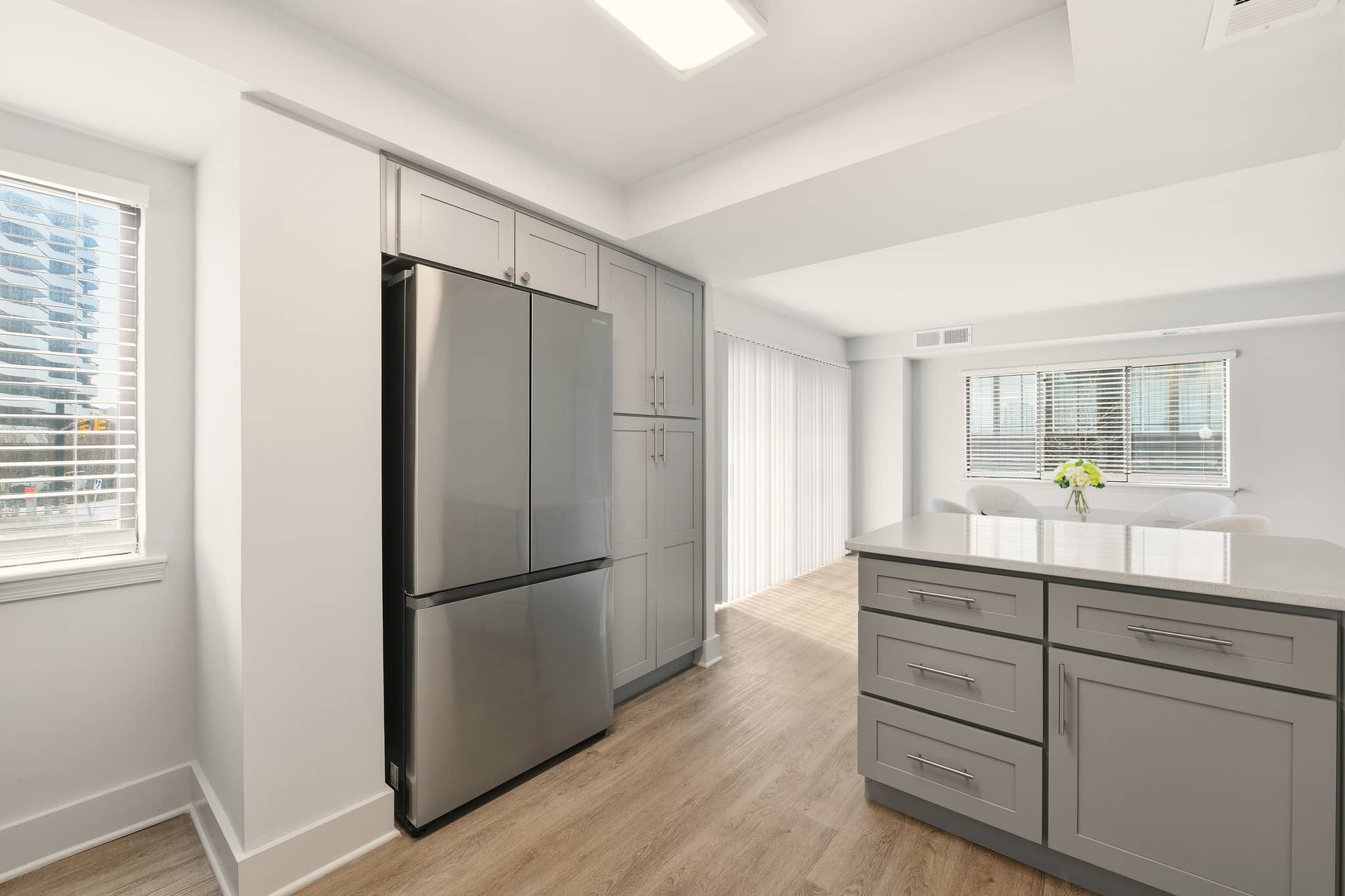 Cortland on South Eads photo 2