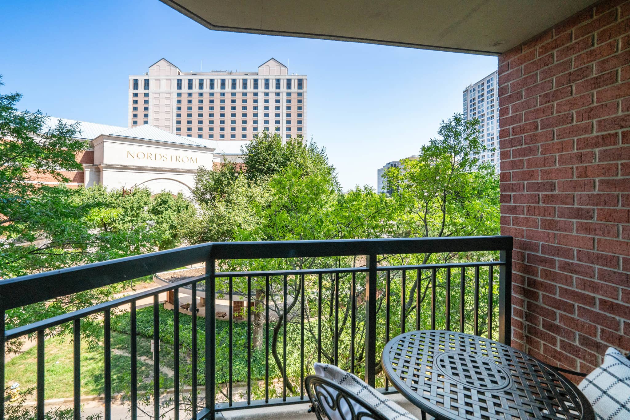 Cortland at National Landing photo 8