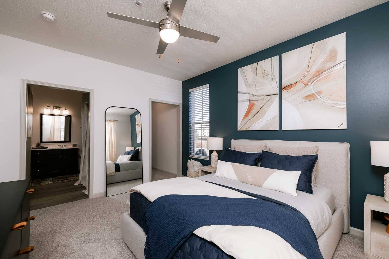 Cortland Hilliard photo 7