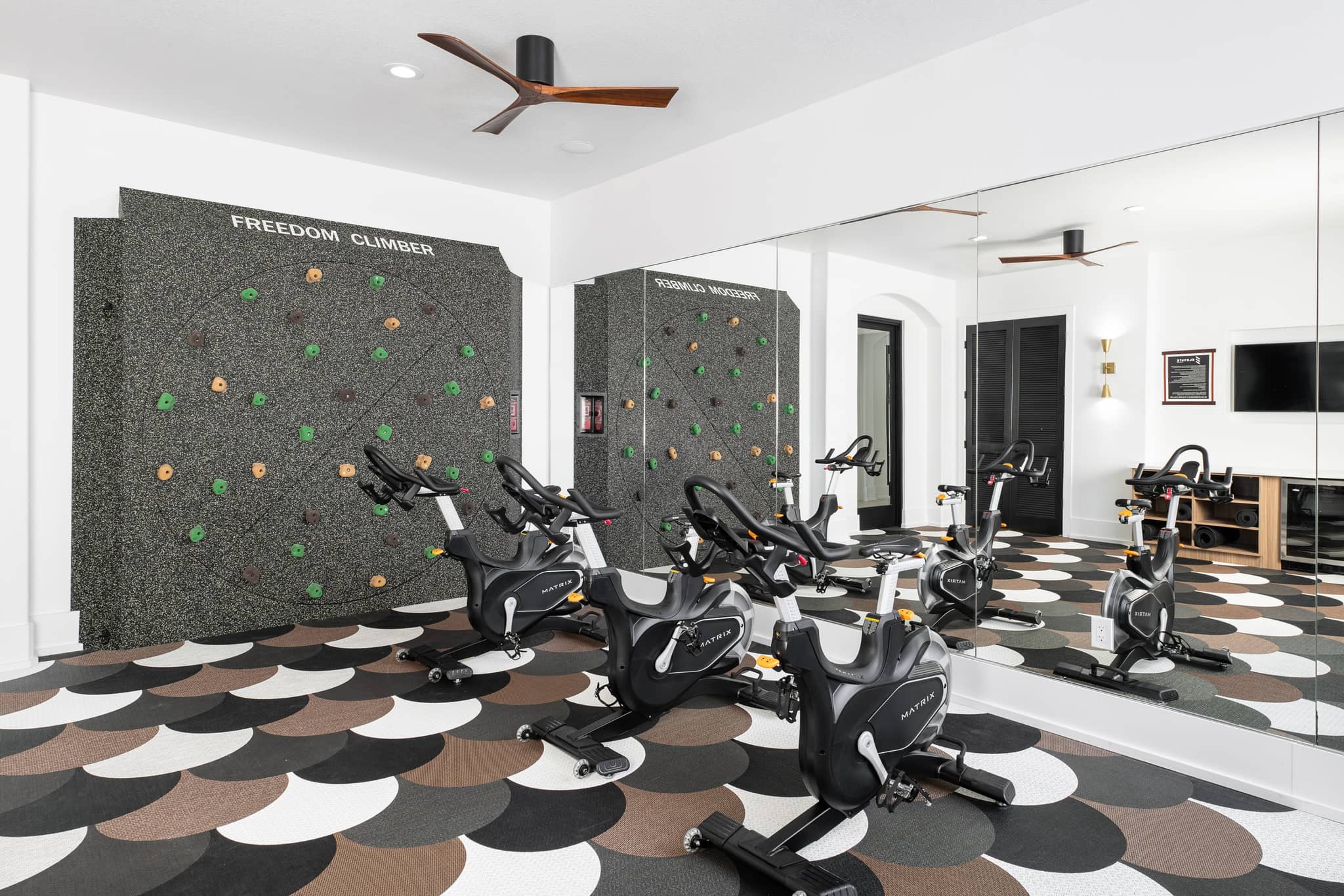 Cortland Mountain Vista photo 15