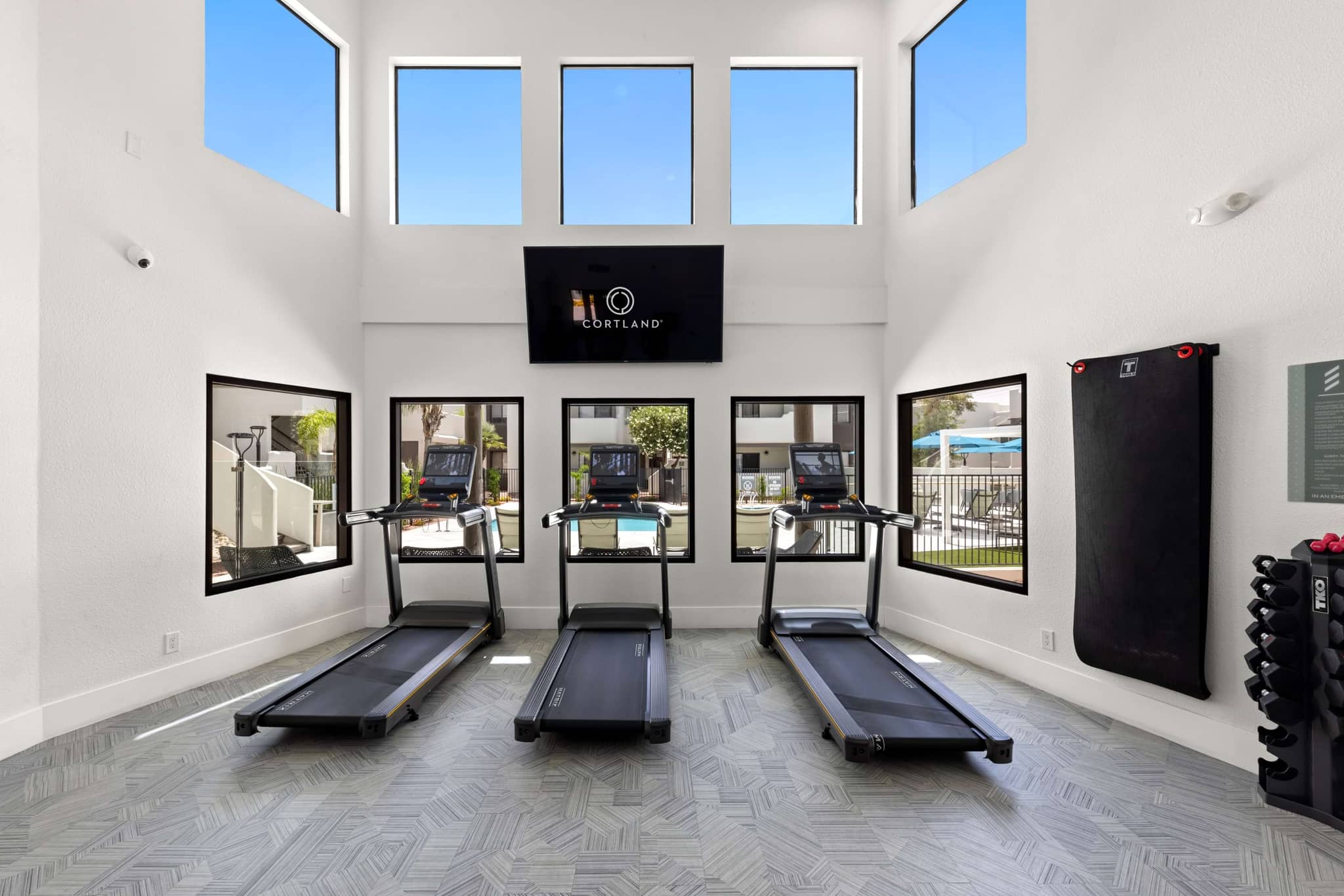 Cortland Scottsdale Mountain photo 12