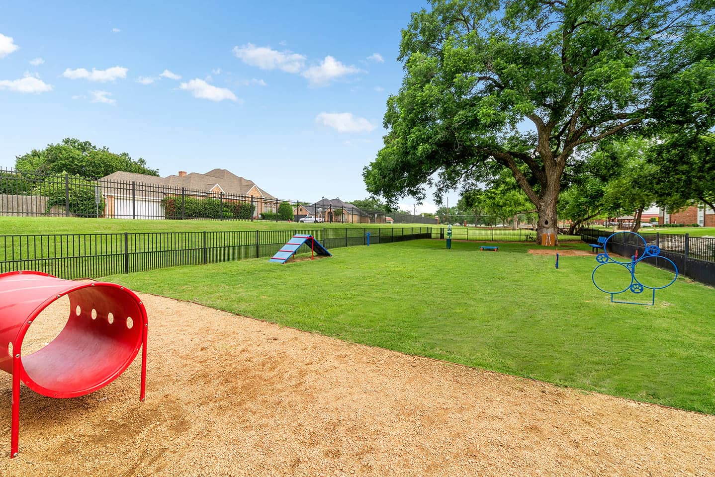 Huntington Glen photo 19