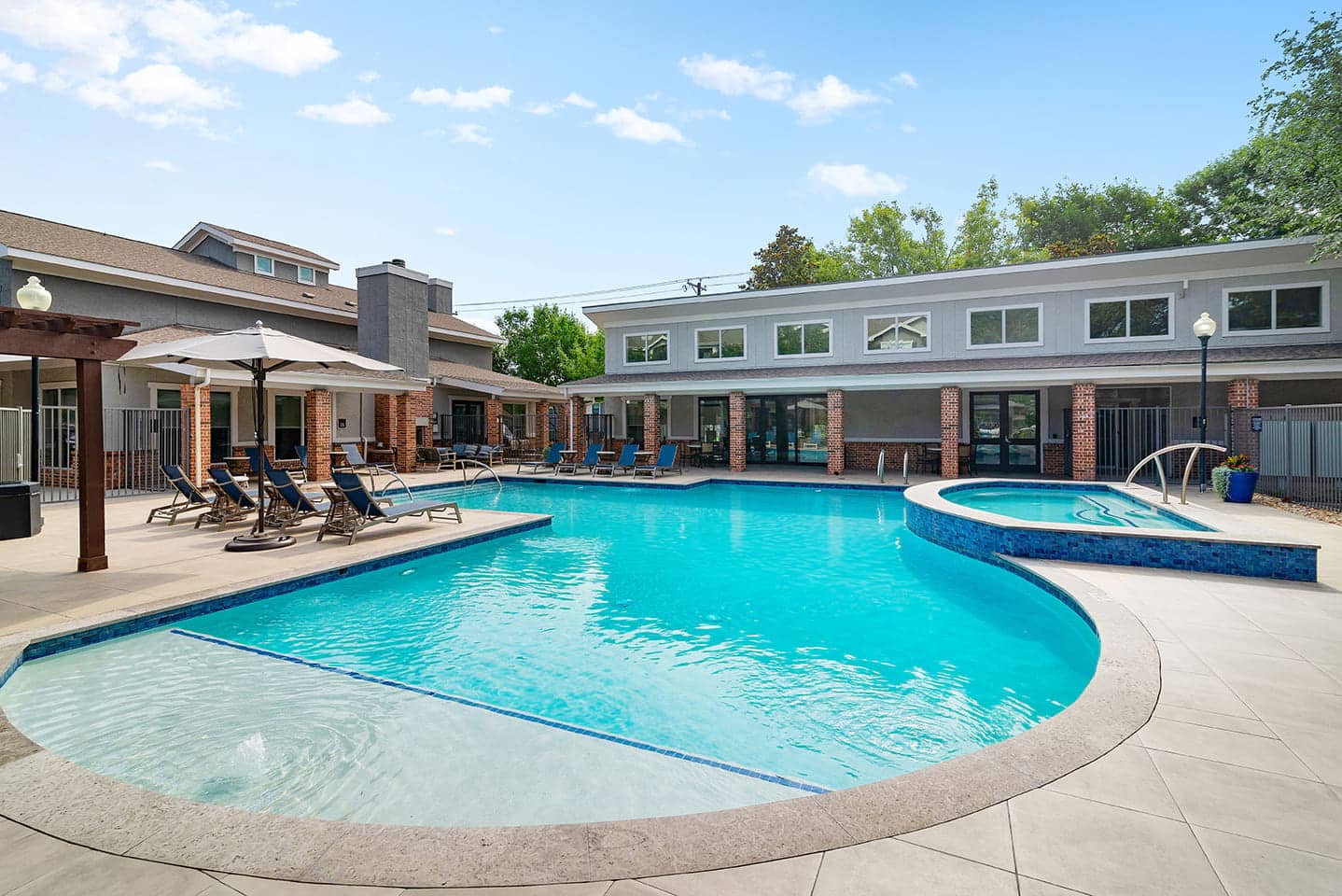 Cortland Ridglea photo 27