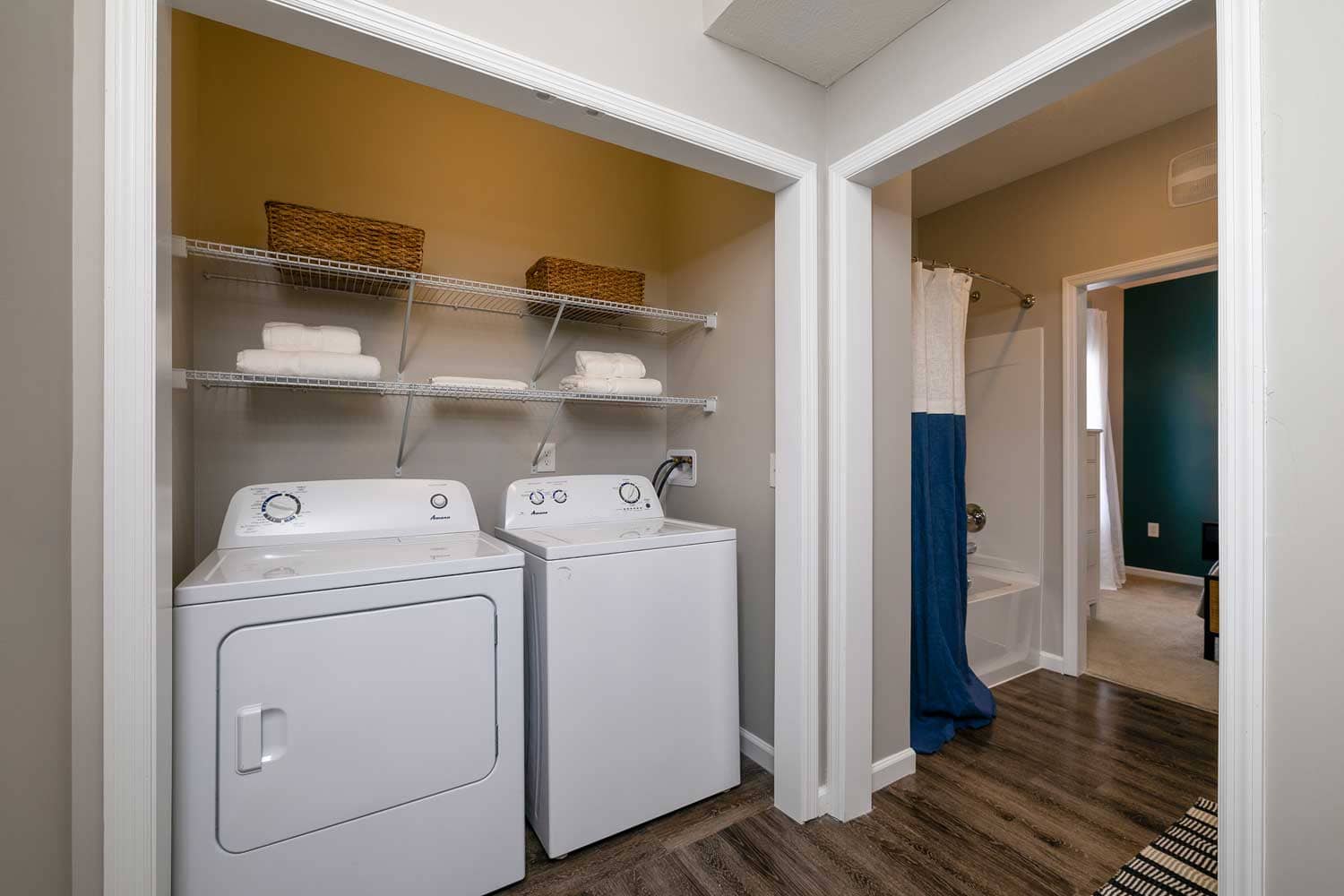 Cortland Sunbury photo 20