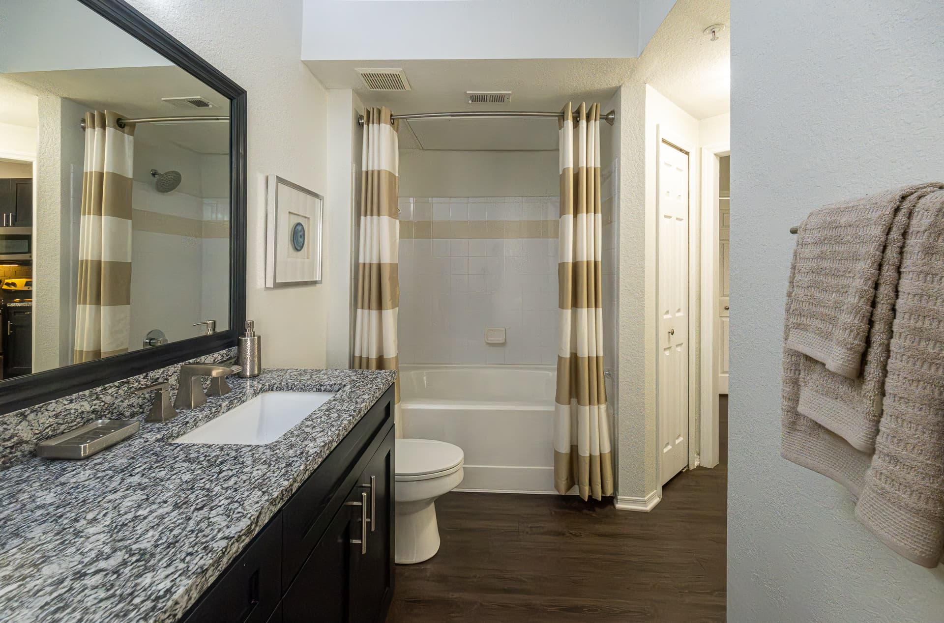 7103 - Photo 11