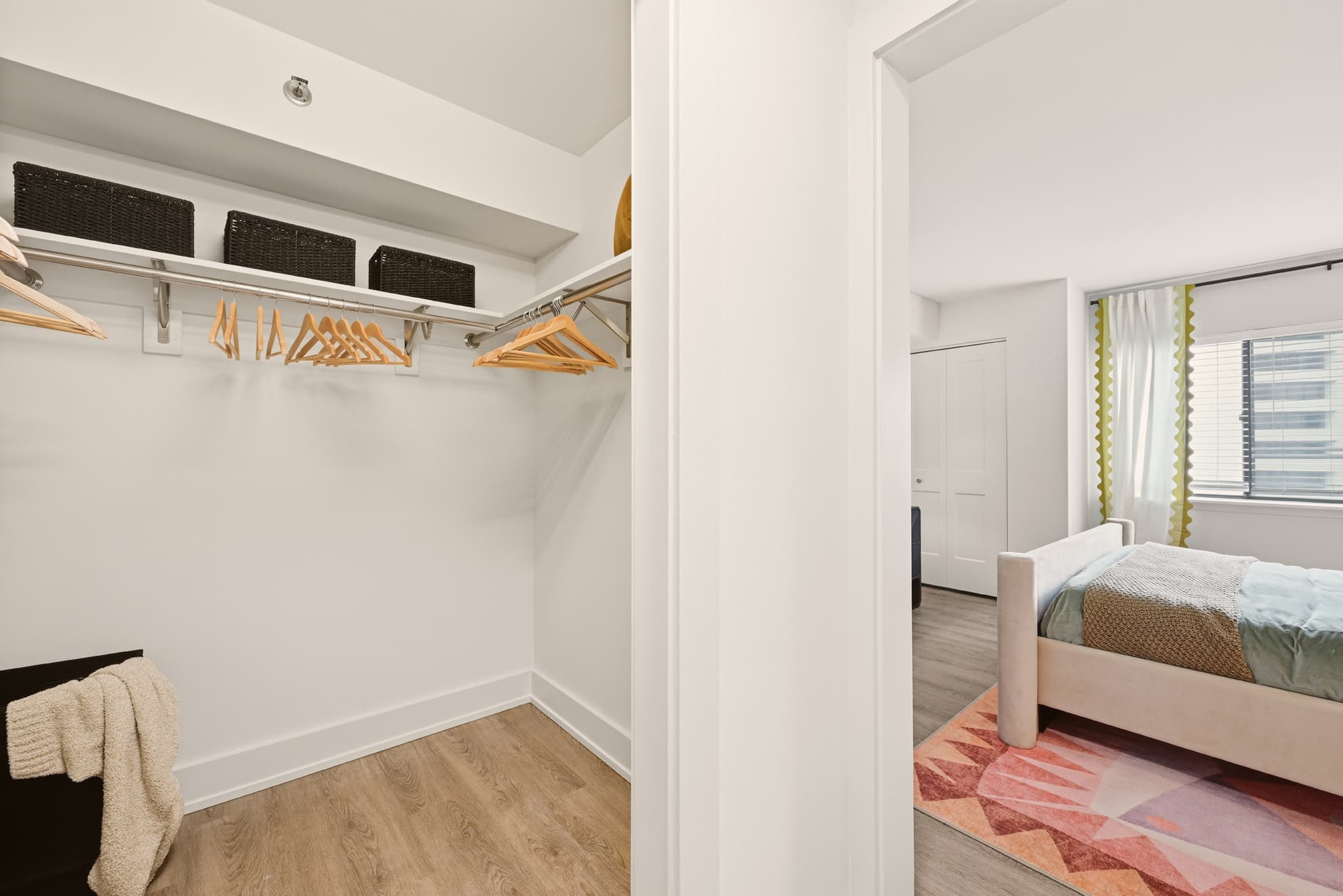 1007 - Photo 11